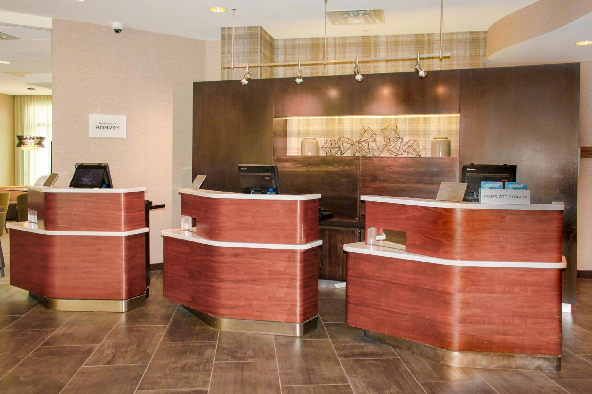 Courtyard By Marriott Silver Spring Downtown Exteriör bild