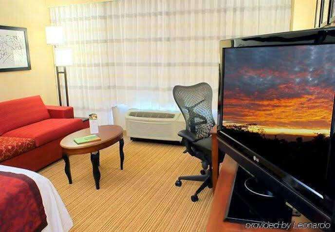 Courtyard By Marriott Silver Spring Downtown Exteriör bild